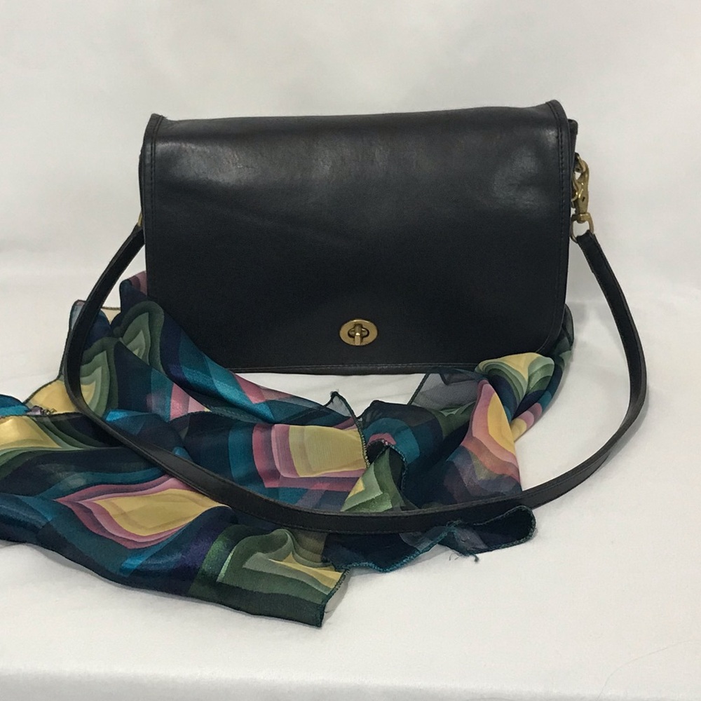 Coach Vintage NYC City Bag c 1970’s in Black